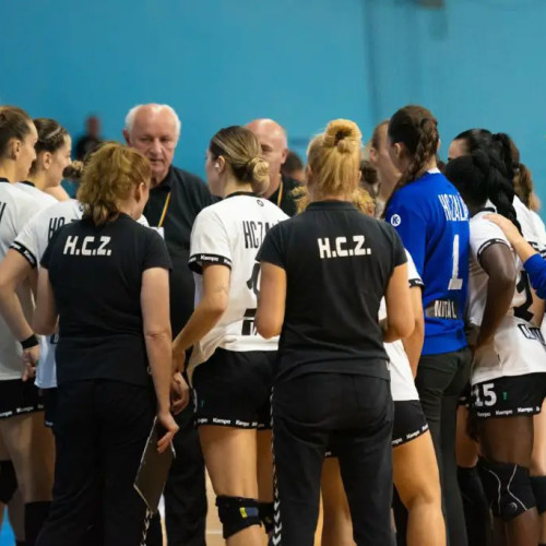 Liga Națională de handbal feminin suspendată temporar pentru meciuri amicale