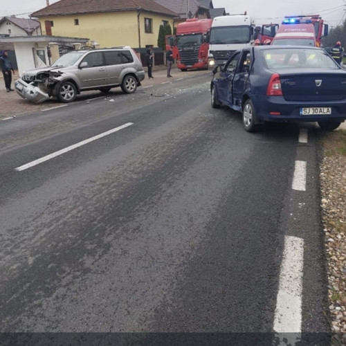 Accident rutier la Jibou: o persoană rănită în coliziunea a două autoturisme