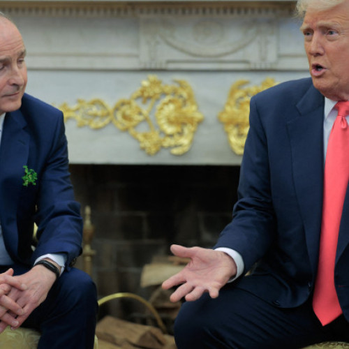 Donald Trump a spus că Irlanda „bineînțeles că profită” de SUA chiar în fața premierului de la Dublin: „Există un deficit masiv”