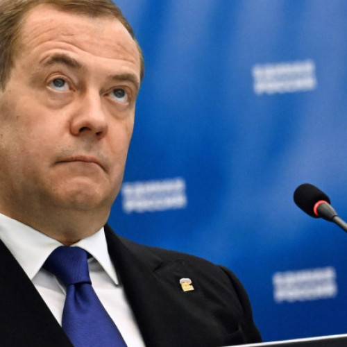 Medvedev sugerează extinderea unei "zone tampon" în Ucraina