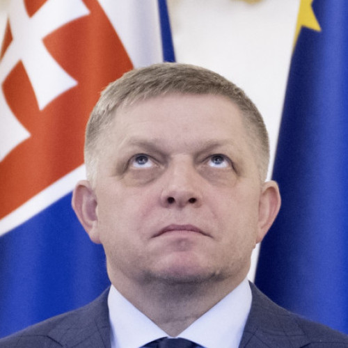 Premierul slovac Robert Fico propune revizuirea Constituției pentru a proteja "identitatea națională" a Slovaciei