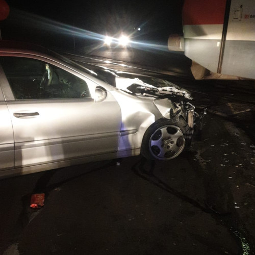 Accident tragic în Benesat: Mașină lovită de tren