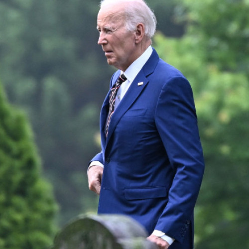 Memoriile prezidențiale ale lui Joe Biden, mai puțin valoroase decât ale lui Obama sau Clinton. Câți bani va încasa fostul președinte