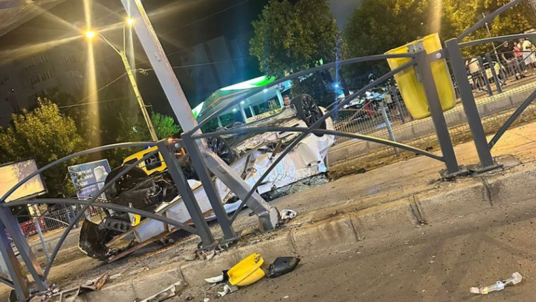 accident la intersectia caii 13 septembrie cu strada mihail sebastian din bucuresti