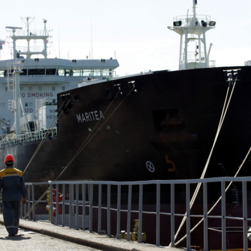 Un atac cu drone ucrainene a avariat portul petroliere de la Tuapse și mai multe nave