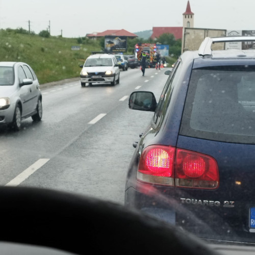 Accident rutier în Zalău, trafic îngreunat spre Hereclean