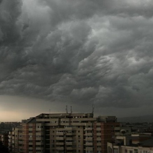 Alertă meteo: Cod portocaliu de grindină și vijelii în mai multe orașe din România!